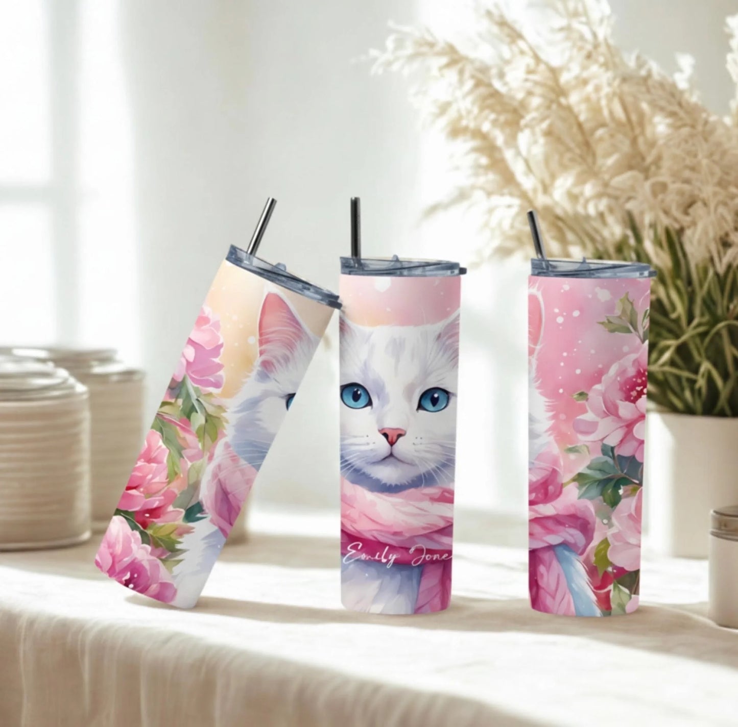 snapzy-xmas0006-winter-cat-tumbler-lifestyle.jpg