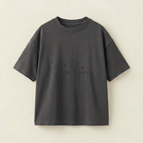 Be you - Oversize 250 GSM in mặt trước